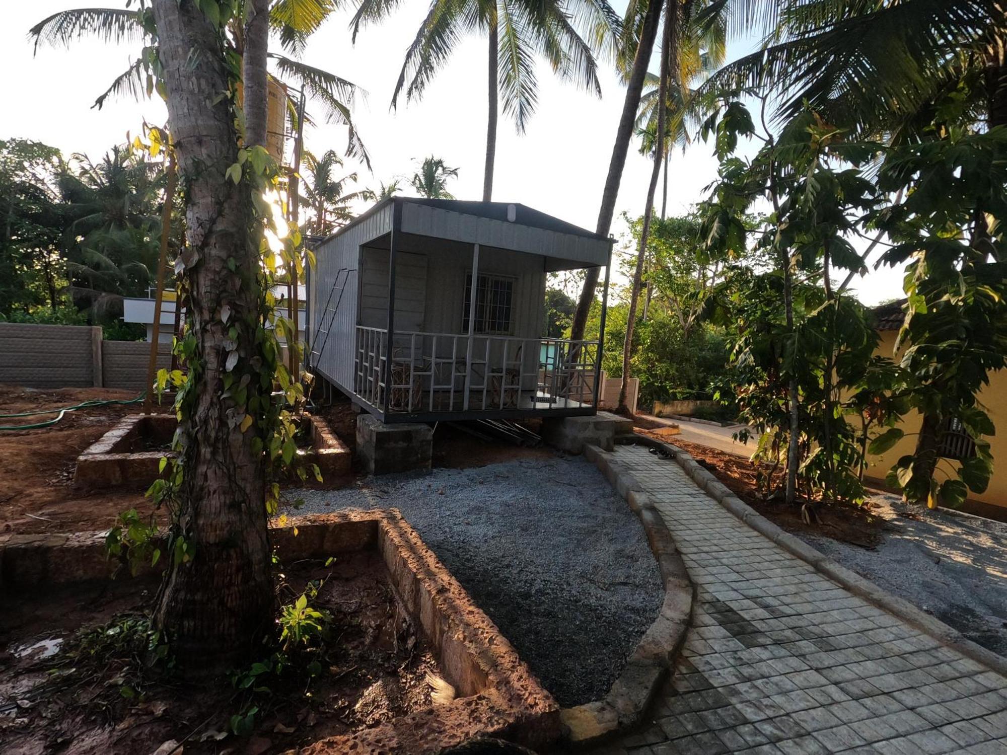 Holiday home Hallimane